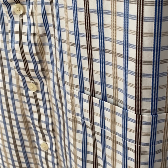W.H. Belk Embossed Button Down Dress Shirt… - Picture 2 of 4